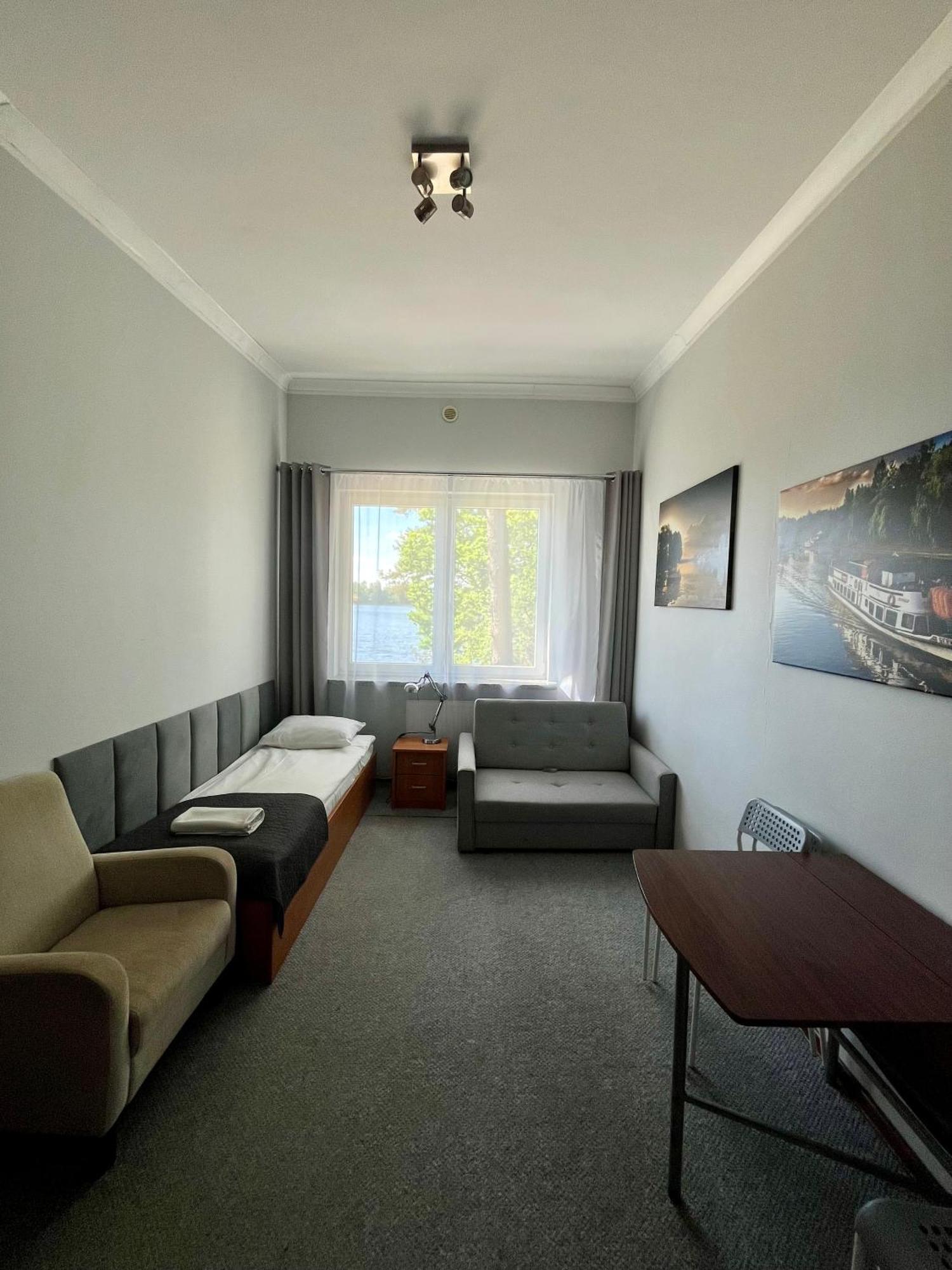 Gosciniec Rospuda Hotel เอากุสตูฟ ภายนอก รูปภาพ